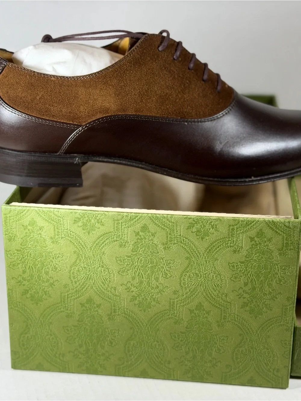 Gucci Brown Two-Tone Leather and Suede Oxfords